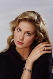 凯莉·拉瑟福德- 抖音百科