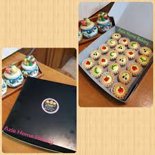 Selepas kawin, saya bermula dengan kek dan biskut serta kuih muih. Azie Home Bakery Home Facebook