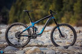 Back Issue Giant Reign Advanced 0 Team Review Enduro