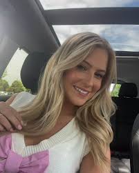 out running ~girl errands~