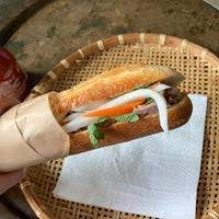 It's a sandwich that's got it all. Banh Mi Stable Mitte 55 Tipps