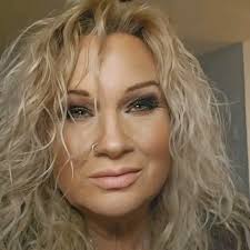 Kathleen Wotton (@seahammermaid)