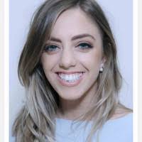 Claudia Ryan's Instagram, Twitter & Facebook