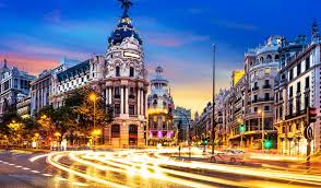 The storybook capital of spain, fueled by spanish food and wine. Madri A Capital Da Espanha Esta Com Um Roteiro Completo Na Mag Zarpo Mag