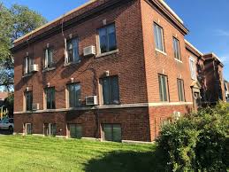 Fine associates llc, managers of one ten grant, five15 on the park, 740 river drive, 22 on the river and marquette place offers, in its corporate housing program, fully furnished apartment residences that can be leased for just one month or more. Apartments For Rent For Less Than 1 000 In Minneapolis Mn Forrent Com