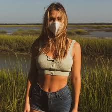 La saison 2 d'outer banks débarquera cet été sur netflix, voici ce à quoi il faut s'attendre ! Netflix France On Twitter Tresor Masque Le Tournage D Outer Banks Saison 2 A Commence