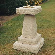 Browse contemporary garden sculpture designs and ideas for your outdoor space. Qasr Al Hamra Marble