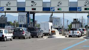 The total length of the system is about 6,758 kilometres (4,199 mi). Le Autostrade Italiane Sono Tra Le Piu Vecchie E Care D Europa