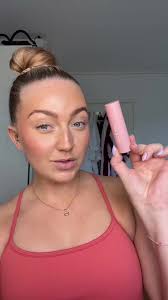 Jag Är Beroende Av Parfymer Och Smink