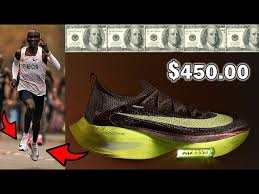 A group of experts were asked to consider whether nike's vaporfly. Eliud Kipchoge S Nike Zoomx Alphafly Next The Marathon World Record Controversy Youtube