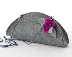 Piccolo Feltro Grigio Avvitatore Con Una Spilla Fiore Di Lana Rosa Fucsia Carina Borsa A Tracolla Intelligente Fiore Arredamento Frizione Borsa Da Sera Rega Krose Canta Cuzdanlar Canta Modelleri