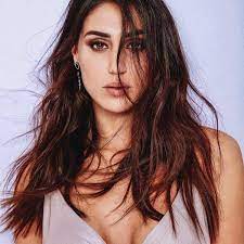 Model, actress, and sister of belen rodriguez. Gossip Cecilia Rodriguez La Sorella Di Belen Infiamma Instagram Foto