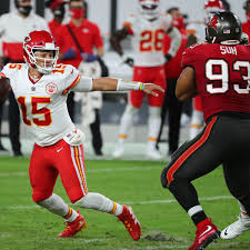 The tampa bay buccaneers and kansas city chiefs practiced for the first time this week. Kansas City Chiefs Vs Tampa Bay Buccaneers Super Bowl Lv Predictions Sports Illustrated Kansas City Chiefs News Analysis And More