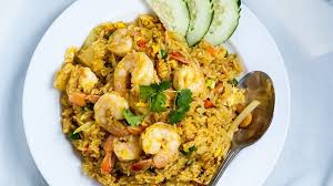 Menu yang dijual hanya nasi goreng kambing, nasi goreng kampung, nasi goreng pete dan nasi goreng ikan asin. Manfaat Risiko Makan Nasi Goreng Sarapan