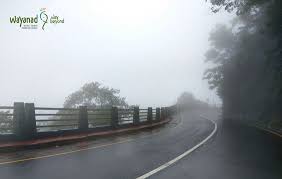 The thamarassery churam, a scenic hill highway with several hairpin bends, became well known across the state due to repeated references to it by the actor many tourist attractions are located nearby the town, like thusharagiri falls,vayalada viewpoint,kakkayam dam,thonikkadavu etc. The Way To Wayanad Is Also Waybeyond Thamarassery Churam Ghat Pass Is The Most Popular Route To Wayanad With 9 Hairpi Scenic Tourism Background Images