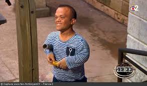 Toutes nos pensées vont vers sa famille, et notamment sa mère, sa fille, ses petits enfants, et ses proches. Fort Boyard Personnages Passe Muraille