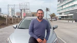 Por conducir un Uber en Veracruz, Edwin terminó preso y en la ruina