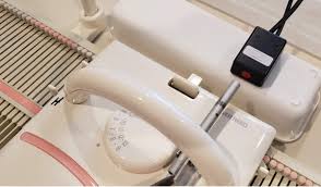 Brother kx 350 or lk 150 machine knitted hat tutorial for beginners. Dakcnel Usb Universal Cable And Magnet For Designaknit On Knitting Machines At Allbrands Com