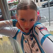 one last show day photo dump before we get back in the zone for jr nats!  🖤✨🤞🏼 HUGE thank you to the incredible @teamatlasmtl for helping me bring  my best package yet