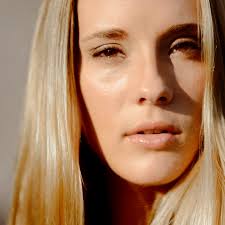 𝐕𝐈𝐎𝐋𝐄𝐓 𝐒𝐇𝐎𝐑𝐓 (@violetshort) • Instagram photos and videos