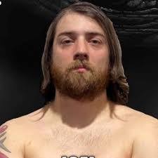 Casey Silva's Instagram, Twitter & Facebook