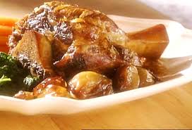 Jarret De Veau Au Vin De Muscat Rivesalte Par Suzanne Levesque Di Stasio Telequebec Food Christmas Food Recipes