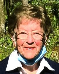 Jacqueline Nell's Instagram, Twitter & Facebook