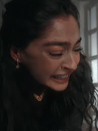 Hurt. #leylahayataşkadalet #leyla #cemrebaysel #turkishseries #cemreba...