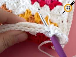 Orgu Yastik Yapimi Kare Motifle Dekoratik Kirlent Yapimi Anlatimli Kirlent Tig Isleri Kirlent