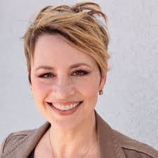 Love as a Business Strategy with Maura Barclay