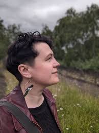 Louisa Hill's Instagram, Twitter & Facebook