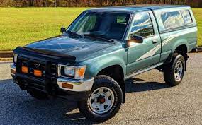 No Reserve Low-mile 1993 Toyota Pickup 44 Toyota Pickup 4x4 Toyota Toyota Trucks