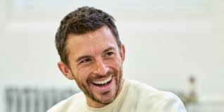 Josh Hecht's Instagram, Twitter & Facebook