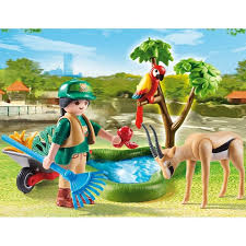 Ez egy mozgatható fejű, csuklójú, és lábu. Playmobil Family Fun 70295 Ajandekszett Allatkert Playmo