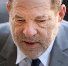 Mar 20, 2018 · harvey weinstein is a former movie producer who established the miramax films corporation with his brother, bob, in 1979. Harvey Weinstein Im Gefangnis Erkrankt Arzte Gehen Von Covid 19 Aus Welt