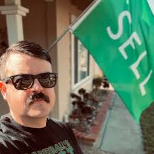 Travis Danner (@dannerrama)