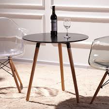 With an outdoor bistro table, you can have a place to eat and enjoy the warm weather during the summer or create the perfect setting for friends to gather for a spring barbecue. Modern Cafe Table And Chairs Novocom Top