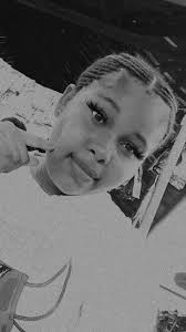 Good evening all! This is my official page now. Please like and follow to  keep up with all my new posts 🙏