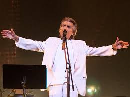 Toto cutugno ha avuto un figlio da una relazione extraconiugale: Toto Cutugno Quando Ho Visto Morire Mia Sorellina Di 7 Anni L Italiano Scritta Al Ristorante Corriere It