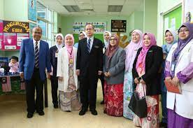 This hospital is located near putrajaya, the malaysian federal government administrative centre. Kementerian Kesihatan Pandang Serius Isu Kesesakan Trafik Hospital Serdang Selangorkini