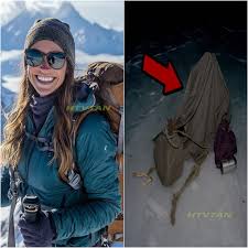 Turista Desapareció en Alaska — 7 Años Después Hallada bajo Hielo con  Piedras Atadas a los Pies... Durante años se la consideró una víctima más  de la naturaleza salvaje de Alaska. Entonces,