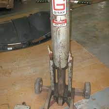 Are aa4c car lift designed for commercial use9 all of our lifts can be used in commercial applications without any problems. Best Gray Portamatic 350 Air Lift For Sale In Tacoma Washington For 2021