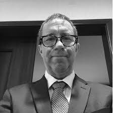 Ron Ray's Instagram, Twitter & Facebook