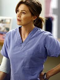 Lexie grey was in a relationship with dr mark sloan who was also killed in the plane crash in grey's anatomy. The Grey S Premiere When Meredith Met Lexie Ew Com