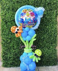 Pin By Marcia Castro On Balloons Simple Bouquet Baby Boy 1st Birthday Party Balloons Shark Party Decorations