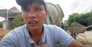 Lộc phụ hồ bất ngờ bỏ làm YouTube, về làm thợ hồ dù kiếm chục triệu/tháng