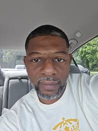 Good morning mulberry my name is Harlene Bailey.I'm 52 years-old I've lived  in mulberry for 7 years I tried to be very active in my church and the  community I love children