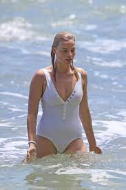 Natalie Portman Or Margot Robbie: The Most Tempting Hollywood Diva
