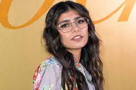 Mia Khalifa loses her job due to disgusting tweet supporting Hamas attack  on Israel - THE NEW INDIAN