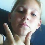 Lea Eaton's Instagram, Twitter & Facebook